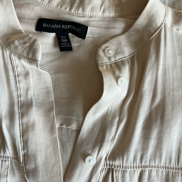 Banana Republic Utility Button-Up Blouse - size small - cream - Picture 4 of 4